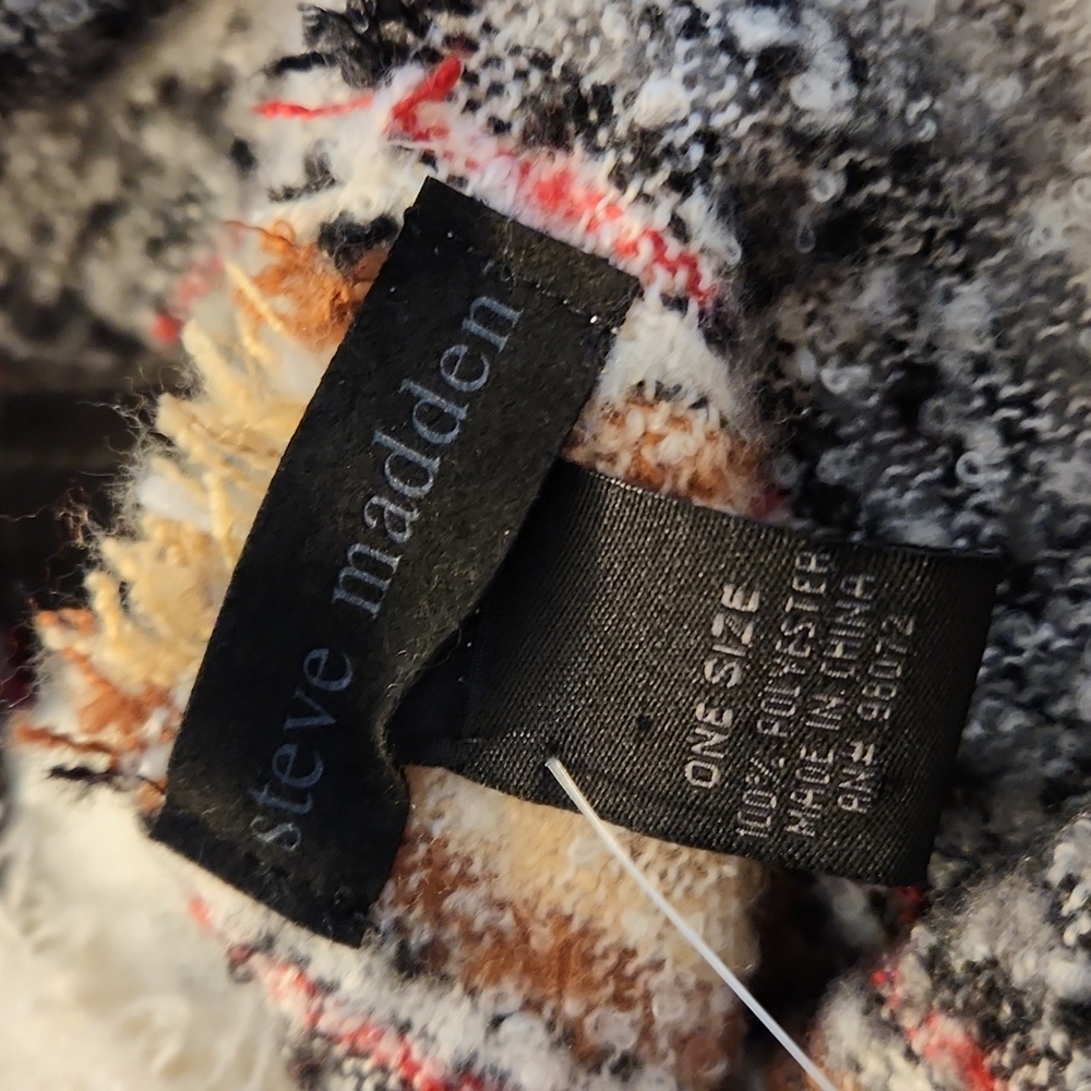 Winter Scarf - Picture 2 of 3